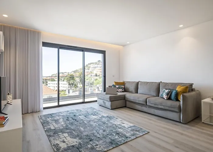 Apartament Contemporary C By Homie *