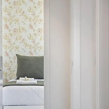 Contemporary C By Homie Funchal (Madeira)