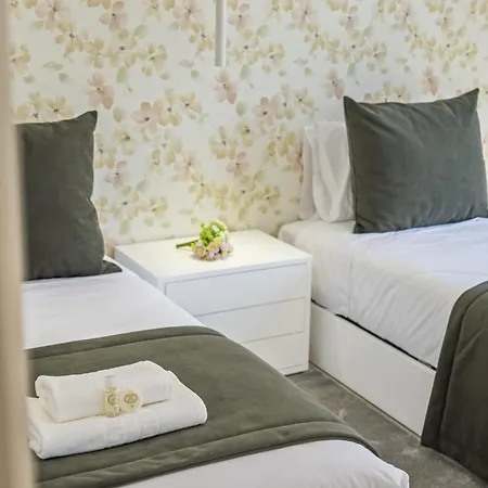 Appartement Contemporary C By Homie Funchal (Madeira)