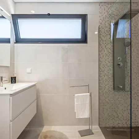 Contemporary C By Homie * Funchal (Madeira)