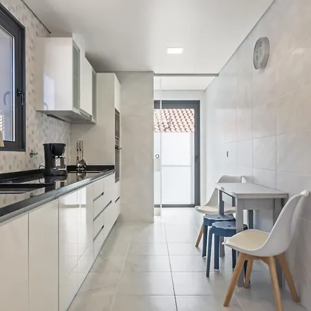 Apartamento Contemporary C By Homie