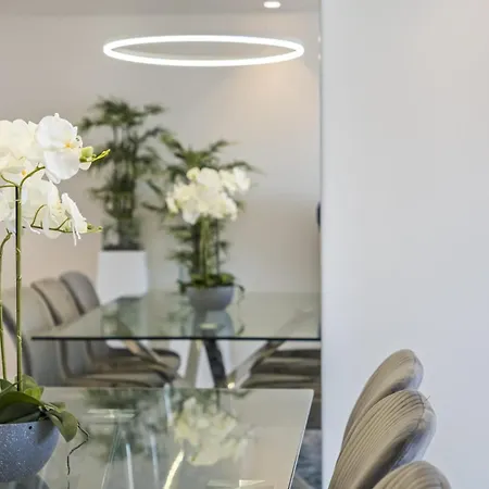 Contemporary C By Homie Апартаменты Фуншал